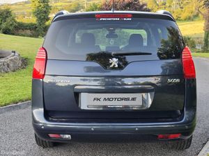 Peugeot 5008 2013 diesel - Image 3