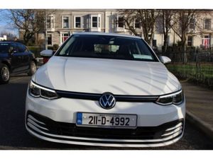 Volkswagen Golf Life 1.0 TSI 110HP 5DR, ONE OWNER, - Image 4