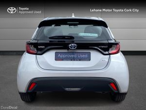 Toyota Yaris HYBRID LUNA 4DR AUTO - Image 4