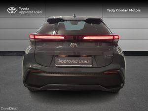 Toyota C-HR PHEV SPORT - Image 4