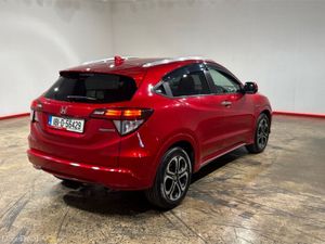 Honda Vezel 1.5 HYBRID AUTOMATIC - Image 4