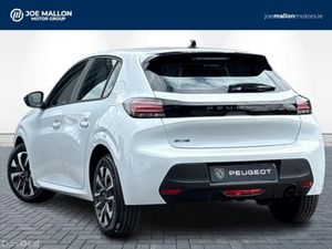 Peugeot 208 Petrol Turbo 100bhp Style ** Amazing V - Image 3