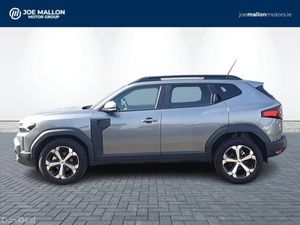 Dacia Duster Journey HYBRID 155 - Image 4