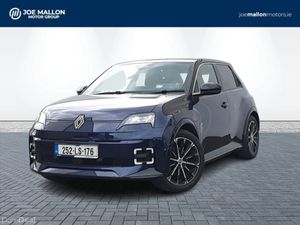 Renault 5 E-Tech EV52kw 150hp Iconic - Image 3