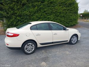 Stunning Renault Fluence 2014 - Image 4