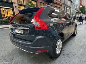 2017 Volvo XC60 D4 (190hp) FWD SE - Image 2