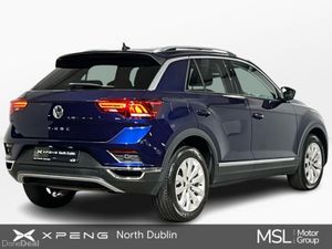Volkswagen T-Roc Sport 1.5 TSI 150BHP - Reversing - Image 4