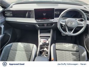 Volkswagen Tiguan R-LINE 1.5TSI PHEV AUTO - Image 3