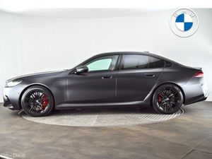BMW M5 Saloon - Image 3