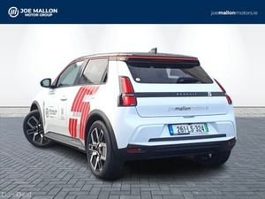 Renault 5 E-Tech Techno 52kwh - Image 2