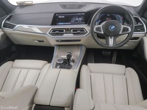 BMW X5 xDrive45e M Sport - Image 4