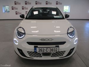 Fiat 600 ICON 1.2 PETROL MHEV AUTO 2026 - Image 4