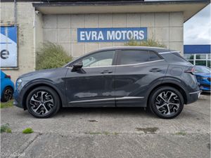 Kia Sportage K3 MHEV MANUAL 1.6 PETROL //HALF LEAT - Image 4