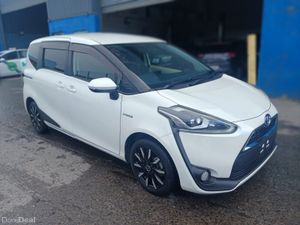 2017 Toyota Sienta Hybrid 7 Seater Automatic - Image 3