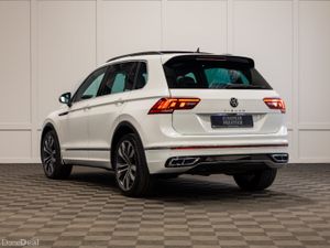 2021 Volkswagen Tiguan R-Line - Image 4