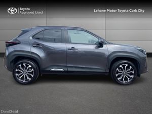 Toyota Yaris Cross LUNA SPORT MONO AUTO - Image 3