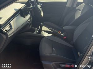 Skoda Scala ACTIVE 1.0 TSI 95 BHP 5DR *1 OWNER - P - Image 4