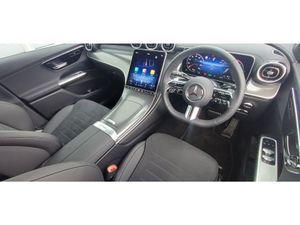 Mercedes-Benz GLC 261 GLC 300de 4MATIC AMG - Image 4