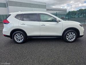 Nissan X-Trail 1.6 DSL, SV MODEL, SLIT & TILT SUNR - Image 3