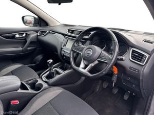 Nissan Qashqai 1.3 PET SV - Image 4