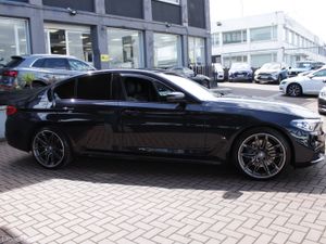2019 BMW 530E M-SPORT AUTO 4DR SALOON - Image 3