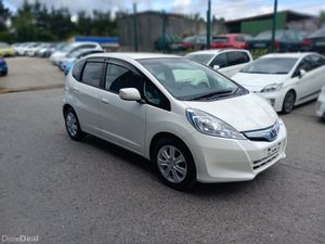 2012 Honda Fit Hybrid Automatic - Image 3