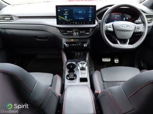 Ford Kuga 2.5 Duratec 225PS PHEV ST-Line X Auto - Image 4