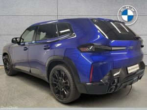 BMW XM 50e - Image 3