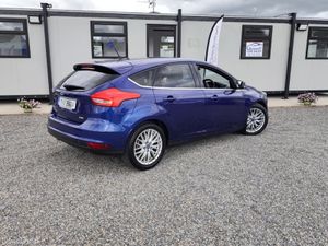Ford Focus ZETEC 1.0 ECOBOOST 100PS 4DR - Image 2