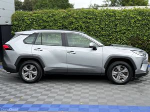 Toyota RAV4 LUNA 2.5 HYBRID // FULL SERVICE HISTOR - Image 2