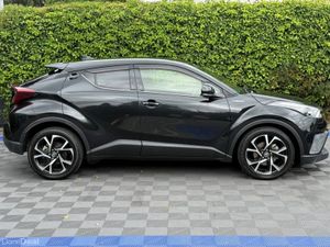 Toyota C-HR G-LED 1.8 HYBRID AUTO // NEW 2 YEAR NC - Image 2
