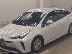 2022 Toyota Prius - Image 2