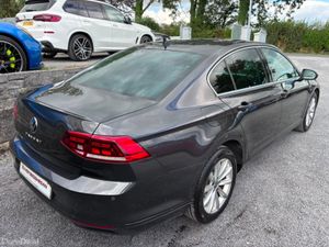 Volkswagen Passat BUSINESS 2.0 TDI MANUAL 6 SPEED - Image 2