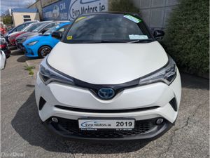Toyota C-HR SOL NERO AUTOMATIC HYBRID 1.8 PETROL / - Image 2