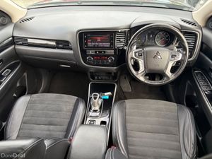 2019 MITSUBISHI OUTLANDER 2.4 PETROL PLUG IN HYBRI - Image 2