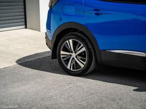 Peugeot 3008 FL Allure 1.5 Blue HDI 130 6.2 - Image 4