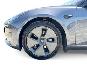 Tesla Model 3 RWD - Image 4
