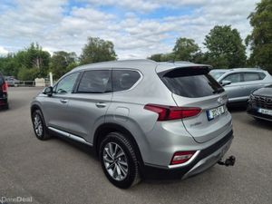 Hyundai Santa Fe 4WD Executive Plus 5DR - Image 3