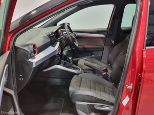 SEAT Arona ** LOW MILEAGE ** FR ** 1.0TSI ** 110BH - Image 4