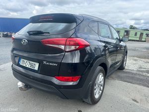 Hyundai Tucson 2017 Manual Diesel - Image 3