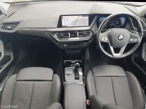 BMW 1-Series 118i SE - Image 4