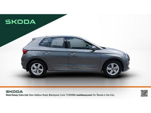 Skoda Fabia ESSENCE 1.0MPI 80HP -NEW CAR-DELIVERY - Image 4