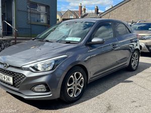 Hyundai i20 Deluxe lovely car - Image 3