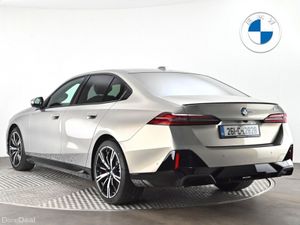 BMW 5-Series 520i M Sport Pro Saloon - Image 2