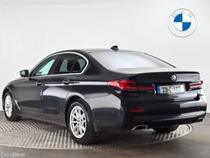 BMW 5-Series 520d SE Saloon - Image 2