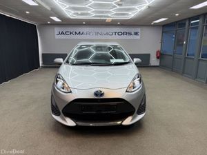 Toyota Aqua S Style - Image 2