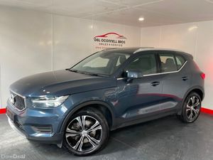 Volvo XC40 INSCRIPTION T4 RECHA RECHARGE - Image 2