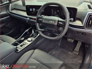 Kia Sorento 1.6 PHEV *3.9% APR* - Image 3