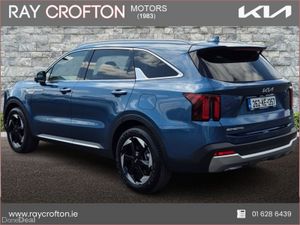 Kia Sorento 1.6 PHEV *3.9% APR* - Image 4