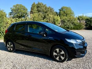 2018 Honda Fit 1.5 Hybrid Automatic - Image 3